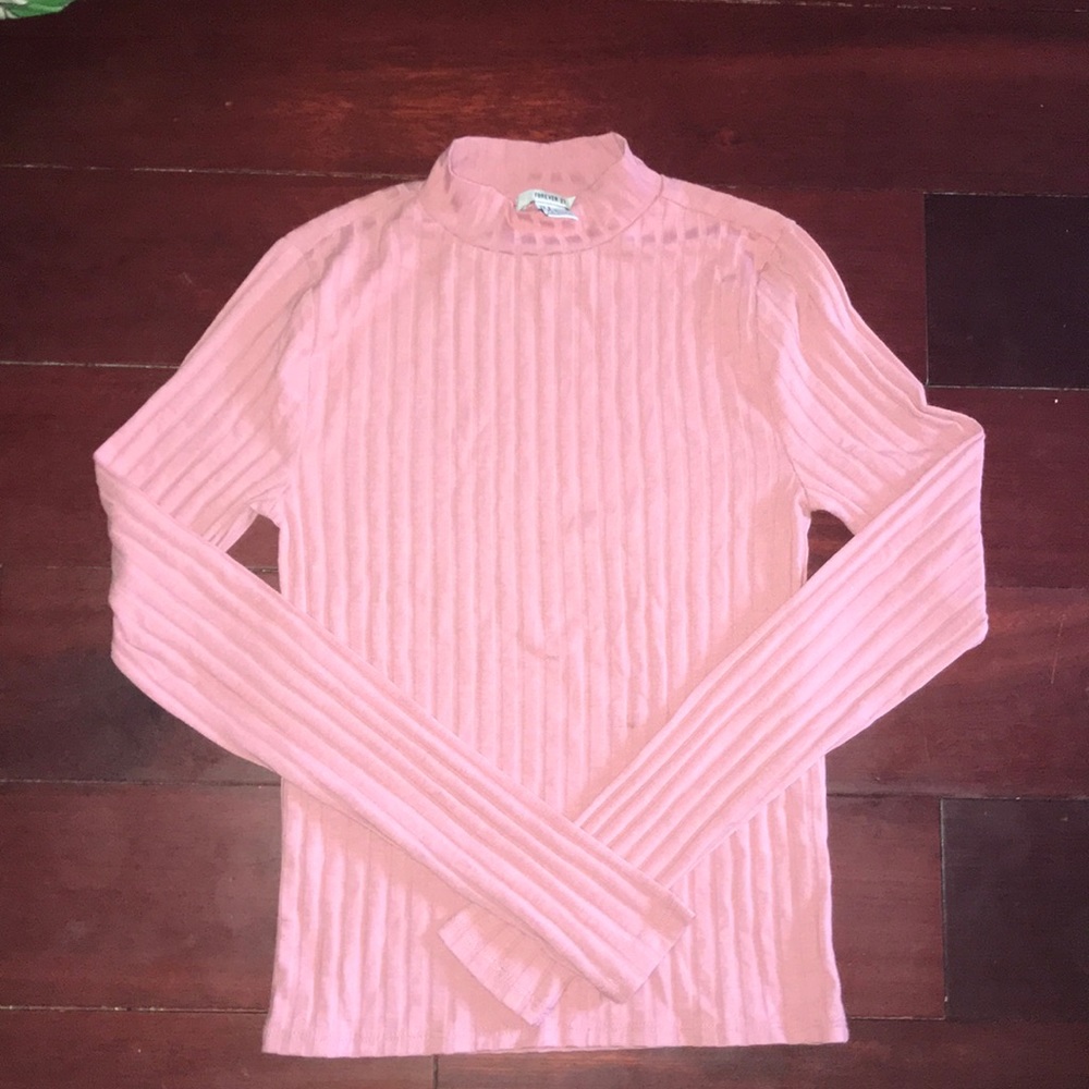 A turtle neck long sleeve t-shirt.